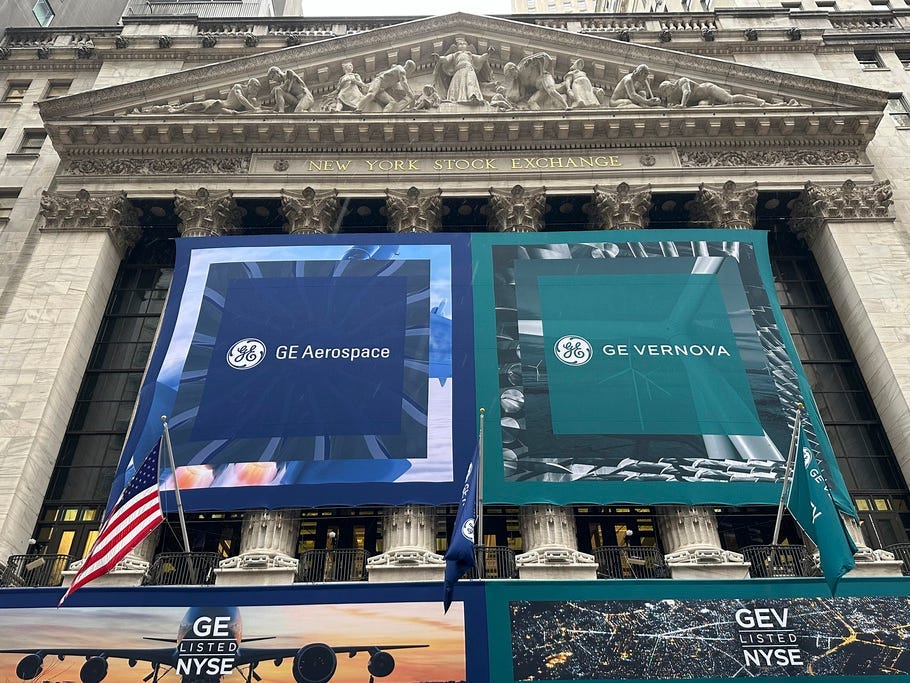 An der Fassade der New Yorker Börse hängen Banner von General Electric.  nach Abschluss der conf
