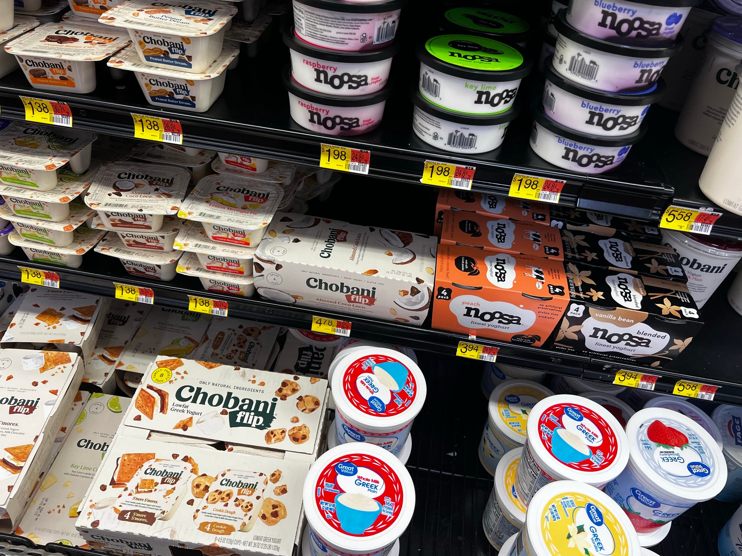 Chobani- und Noosa-Joghurt bei Walmart.