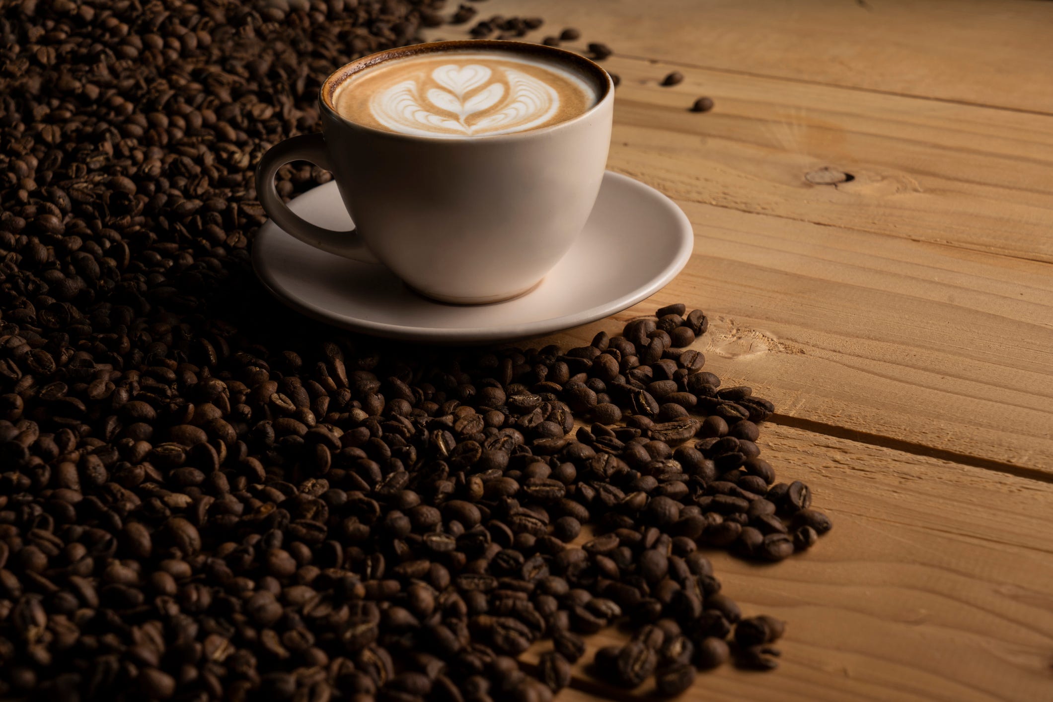 Kaffeebohnen und Kaffee