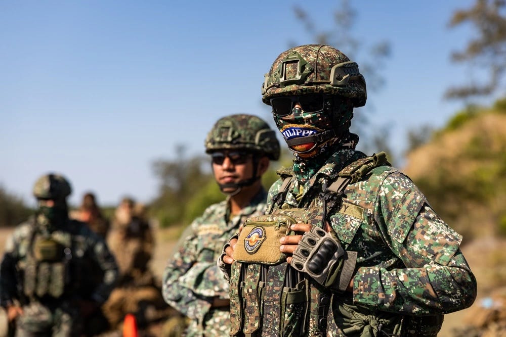 Philippinische Marineinfanteristen in Uniform