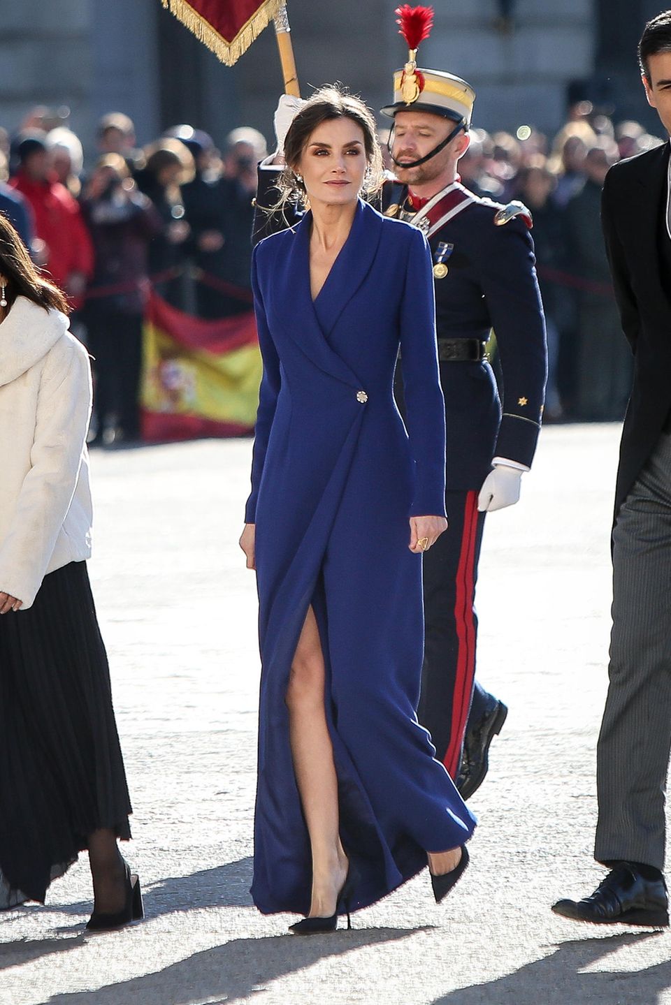 Letizia in an elegant suit dress at the New Year's military parade in Madrid in January 2020