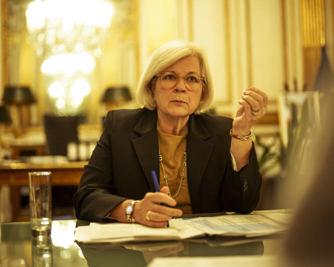 The Minister of Labor, Health and Solidarity, Catherine Vautrin, in Paris, April 4, 2024.