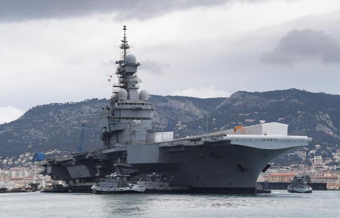 The French nuclear aircraft carrier “Charles-de-Gaulle” in the Toulon arsenal, February 8, 2017.