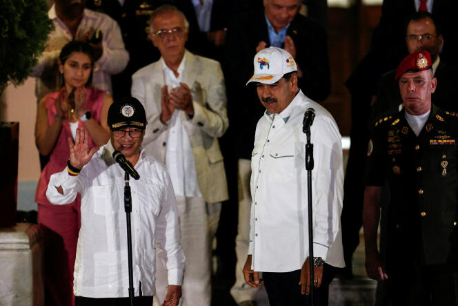 Colombian President Gustavo Petro (left) and his Venezuelan counterpart, Nicolas Maduro, in Caracas, April 9, 2024.