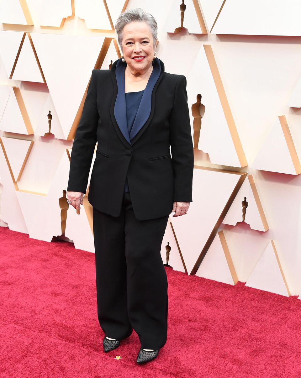 Kathy Bates at the 2024 Oscars, here before her weight loss. 