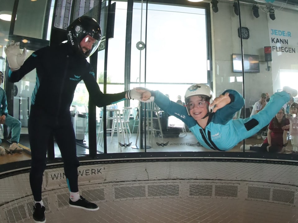 Guide and Alessandro in the wind tunnel